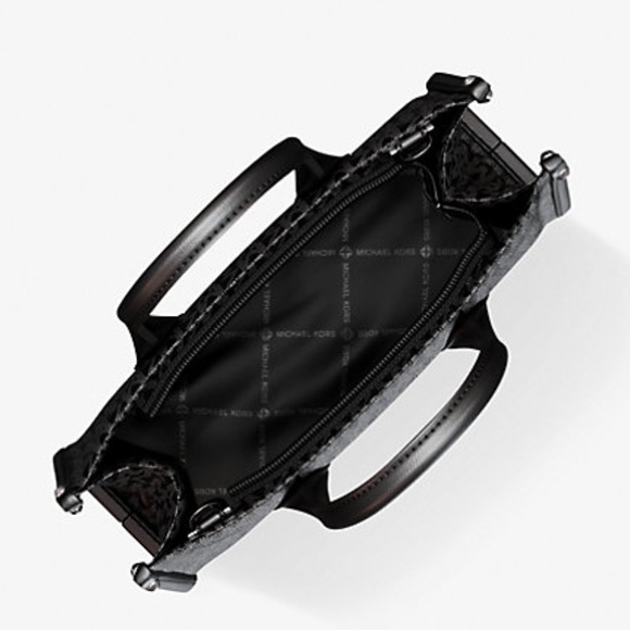 Michael Kors Mirella Small Signature Logo Crossbody Bag
Black
NWT - Picture 2 of 16